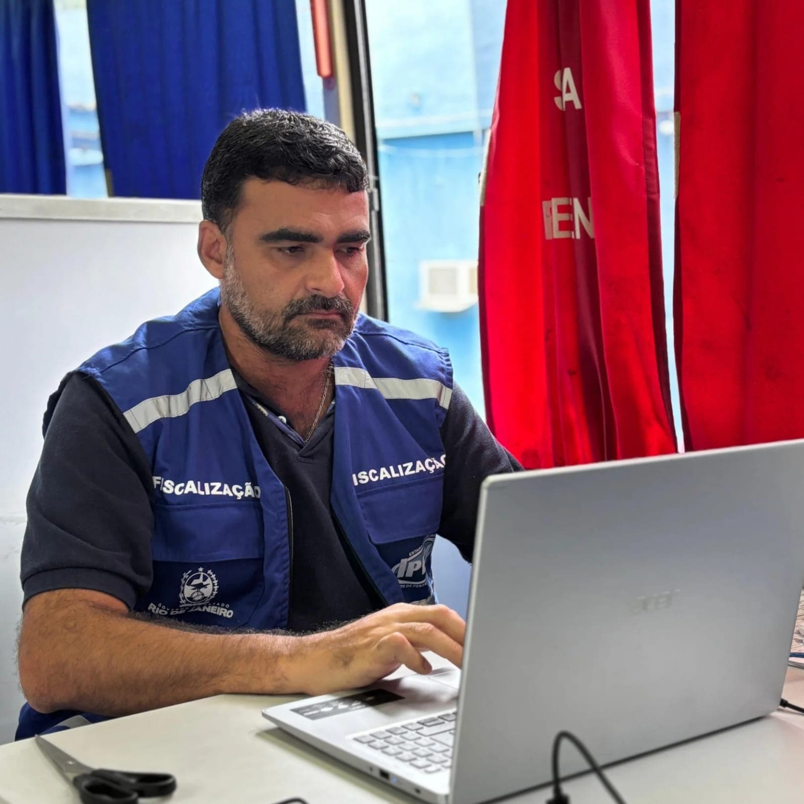 Vistoria itinerante do Ipem facilita aferição de taxímetros em Arraial do Cabo